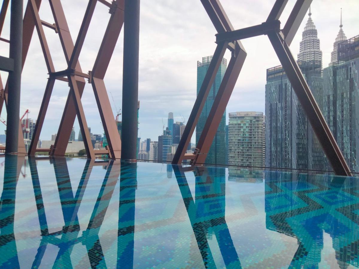 Scarletz Suites Klcc I Homebrickz Kuala Lumpur Exterior photo