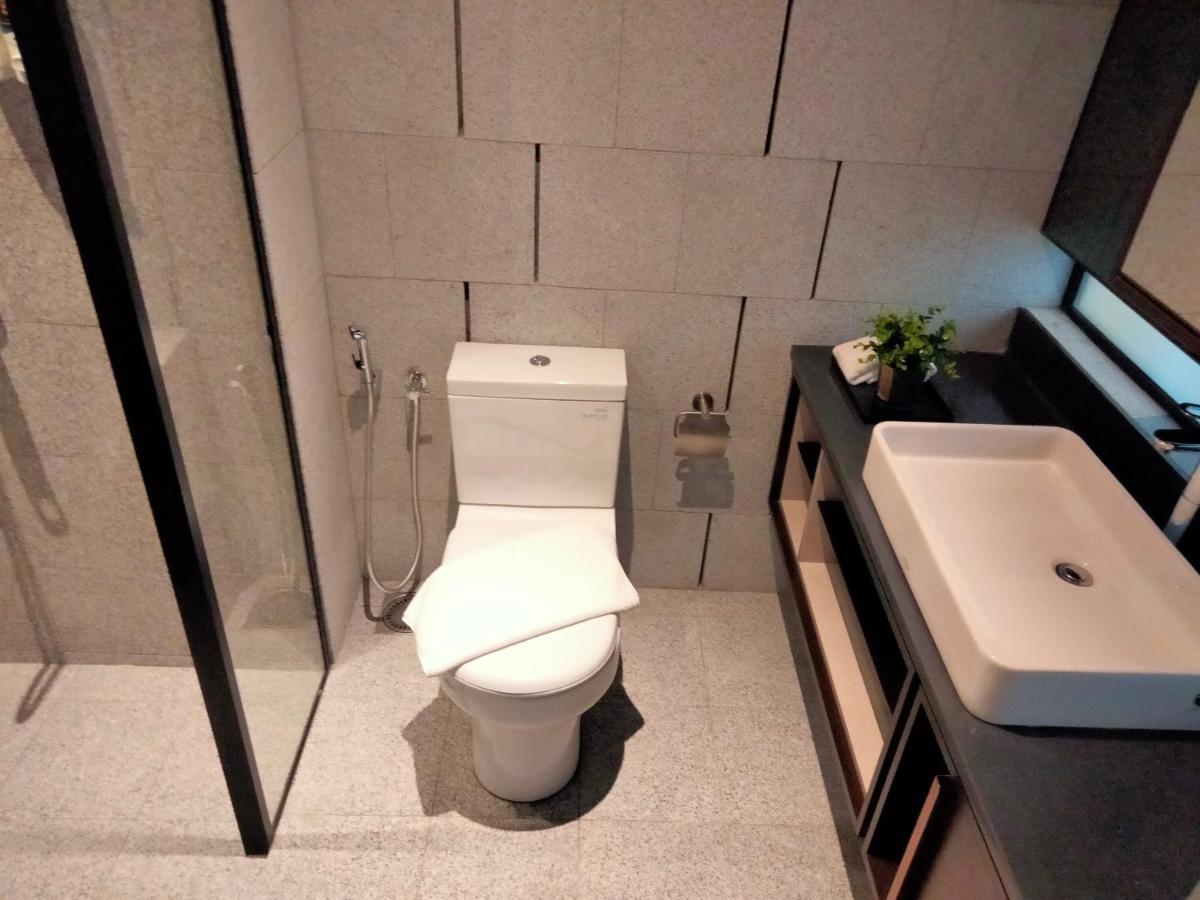 Scarletz Suites Klcc I Homebrickz Kuala Lumpur Exterior photo